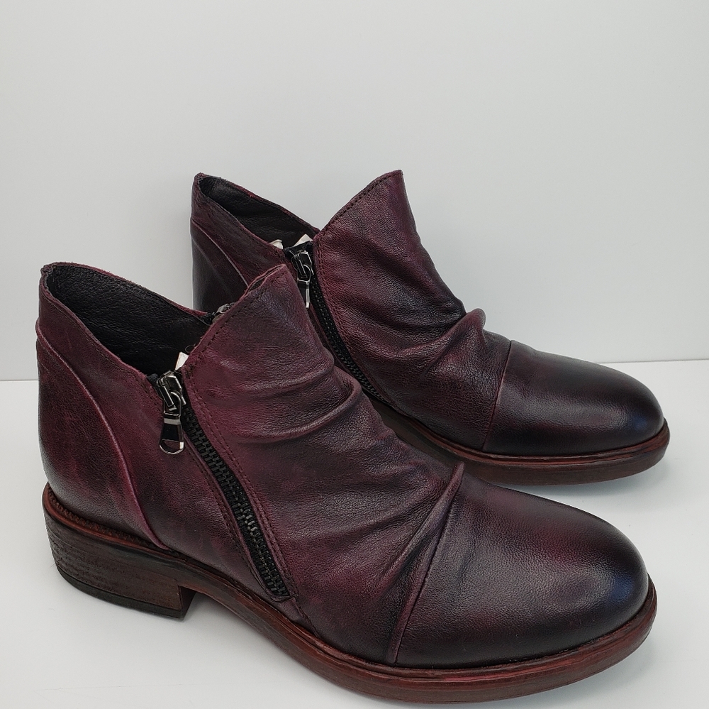 Cordani Italian Dark Grape Black Leather Dual Zip Slouchy Ankle Boots Sz. 39=9